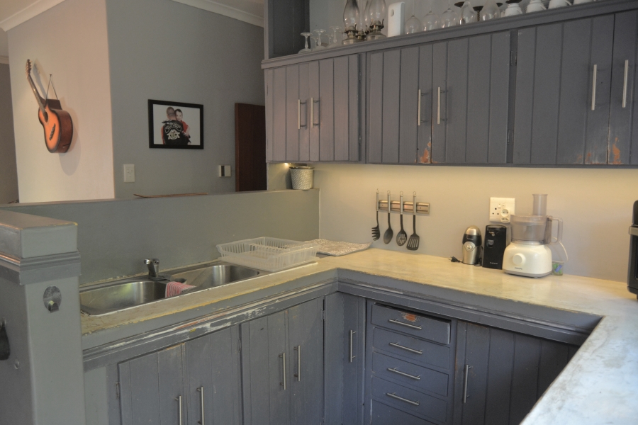 3 Bedroom Property for Sale in Sandbaai Western Cape